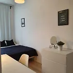 W Centrum Gdyni - Swietojanska 135 Homestay Gdynia