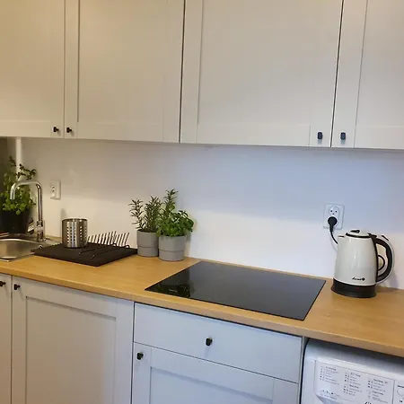 홈스테이 W Centrum Swietojanska 135 그디니아