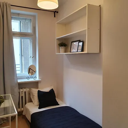 W Centrum Swietojanska 135 *