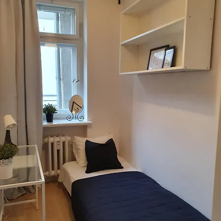 W Centrum Gdyni - Swietojanska 135 Homestay Gdynia