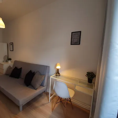 W Centrum Swietojanska 135 그디니아